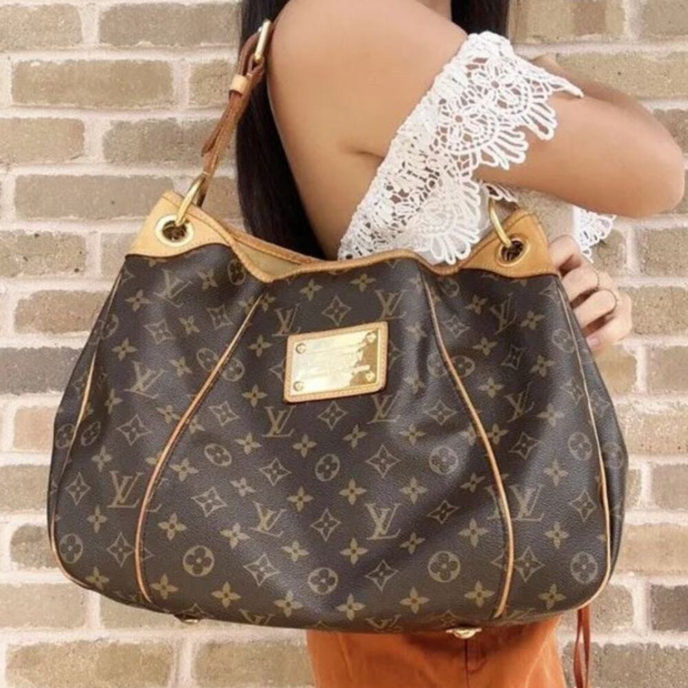 💎✨HOT BUY✨💎Authentic Louis Vuitton Galliera PM monogram hand bag